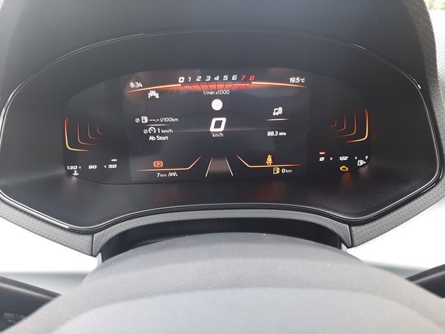 Fahrzeugabbildung Seat Arona Style 1.0TSI LED SitzHz 18"Alu Klimaaut.