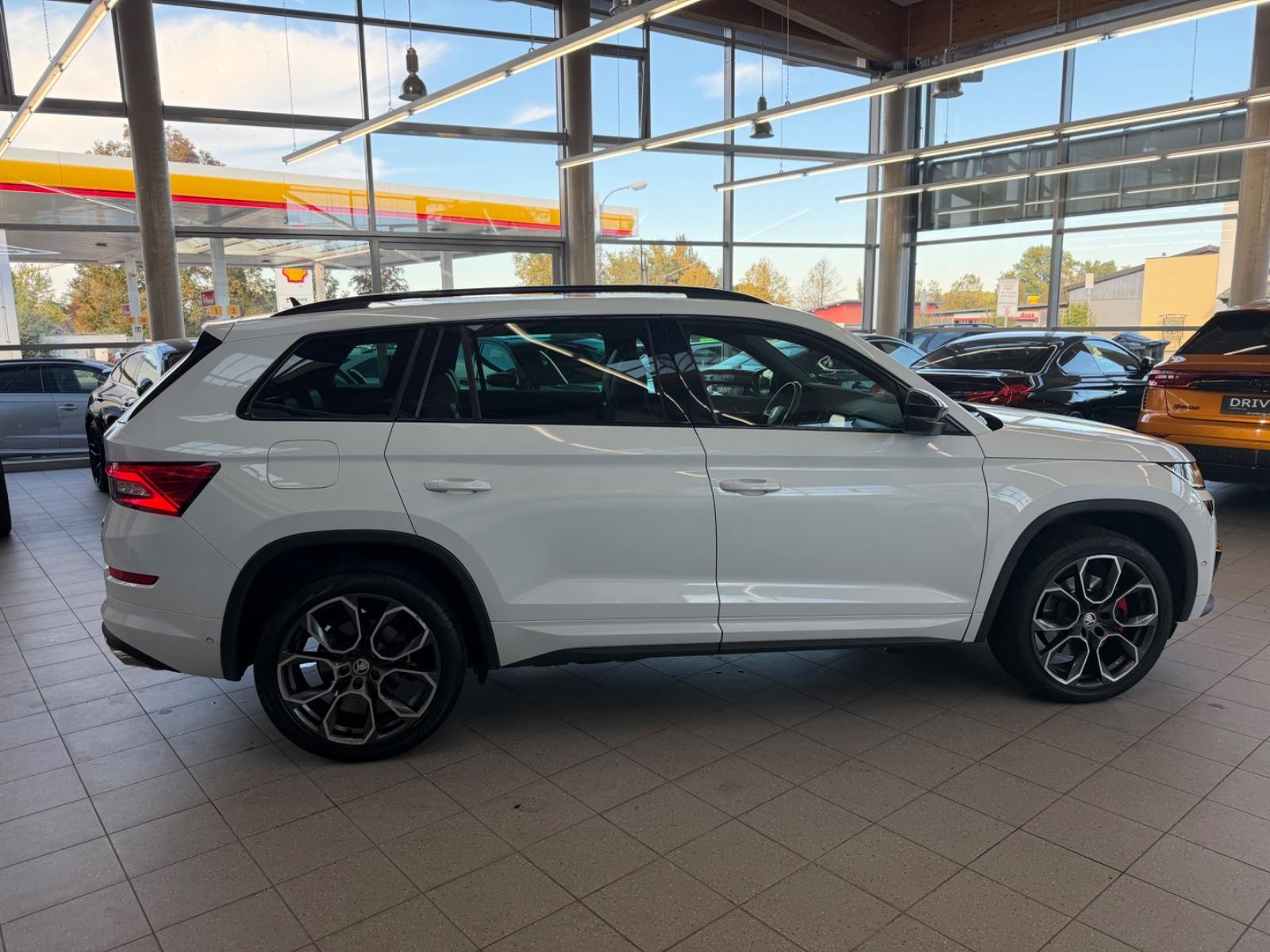 Skoda Kodiaq VRS 4x4 7-Sitze Virtual ACC LED 360KAM