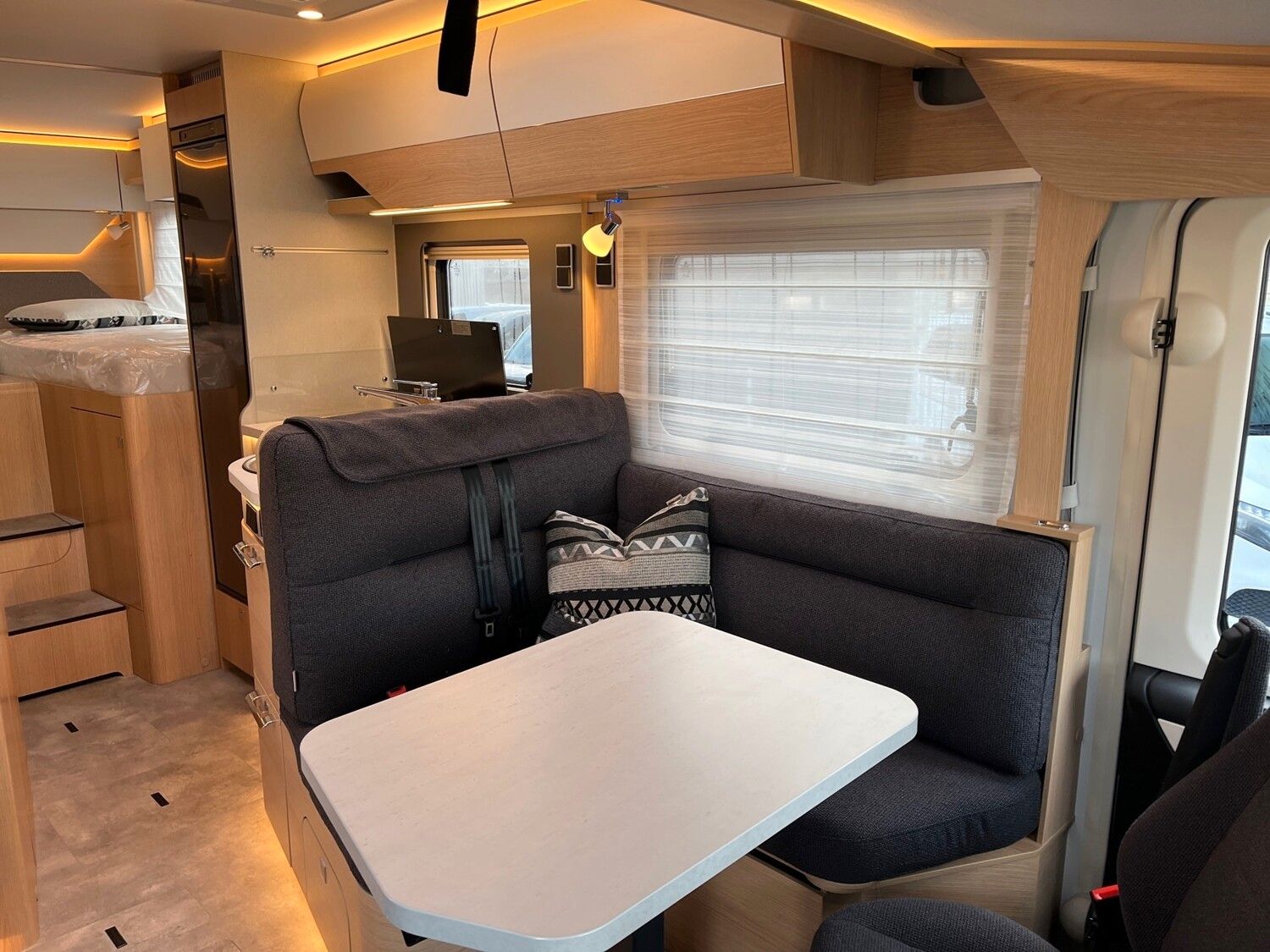 Fahrzeugabbildung HYMER / ERIBA / HYMERCAR Hymer B-MC I 600 Blackline