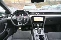 VW Arteon 2.0 TDI R-Line Pano Leder Navi LED CAM