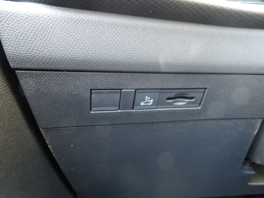 Fahrzeugabbildung Opel Astra Sports Tourer 1.2 Turbo Automatik Ultimate