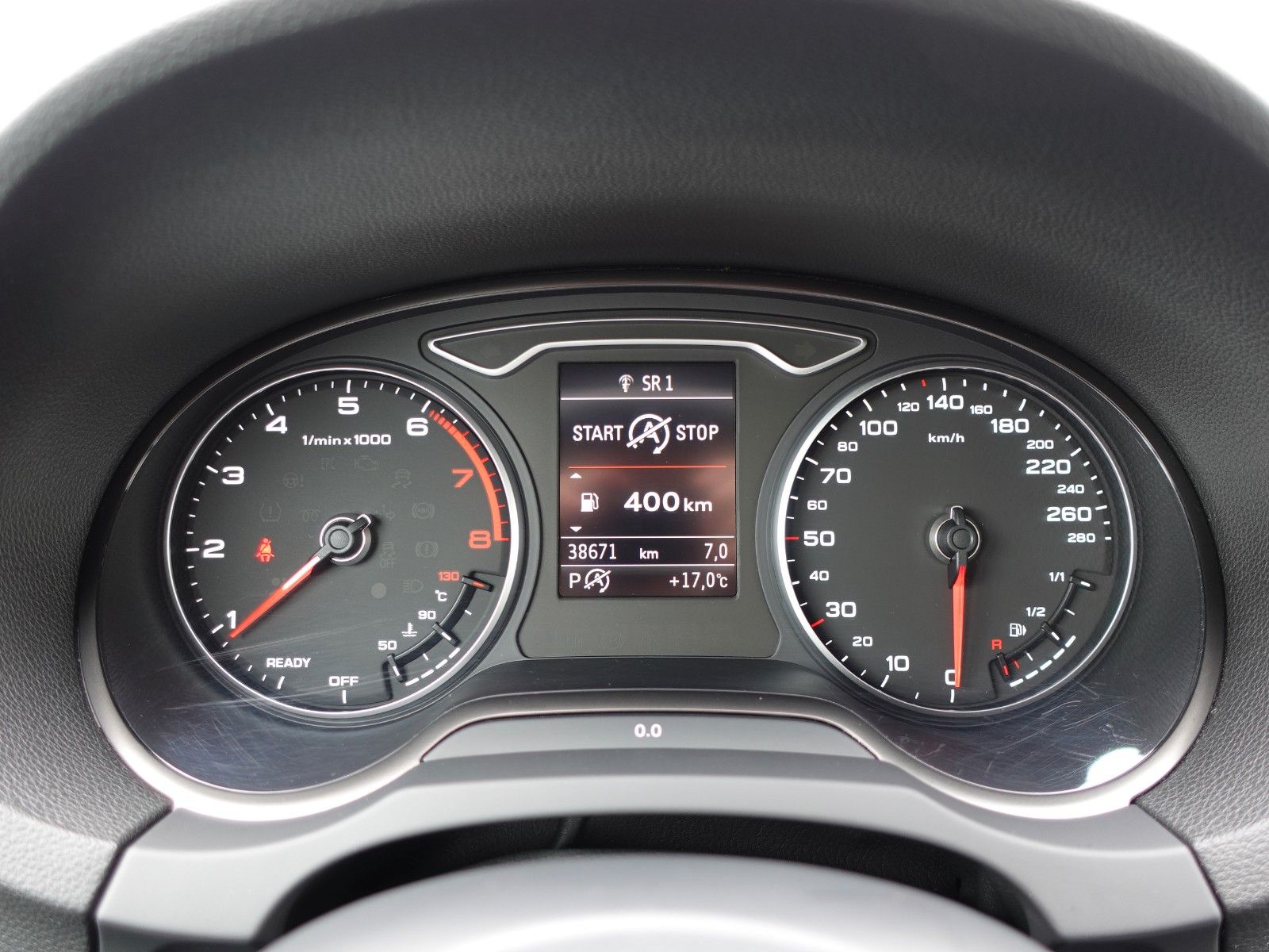 Fahrzeugabbildung Audi A3 Sportback 40 TFSI quattro design,Navi,Sitzhzg