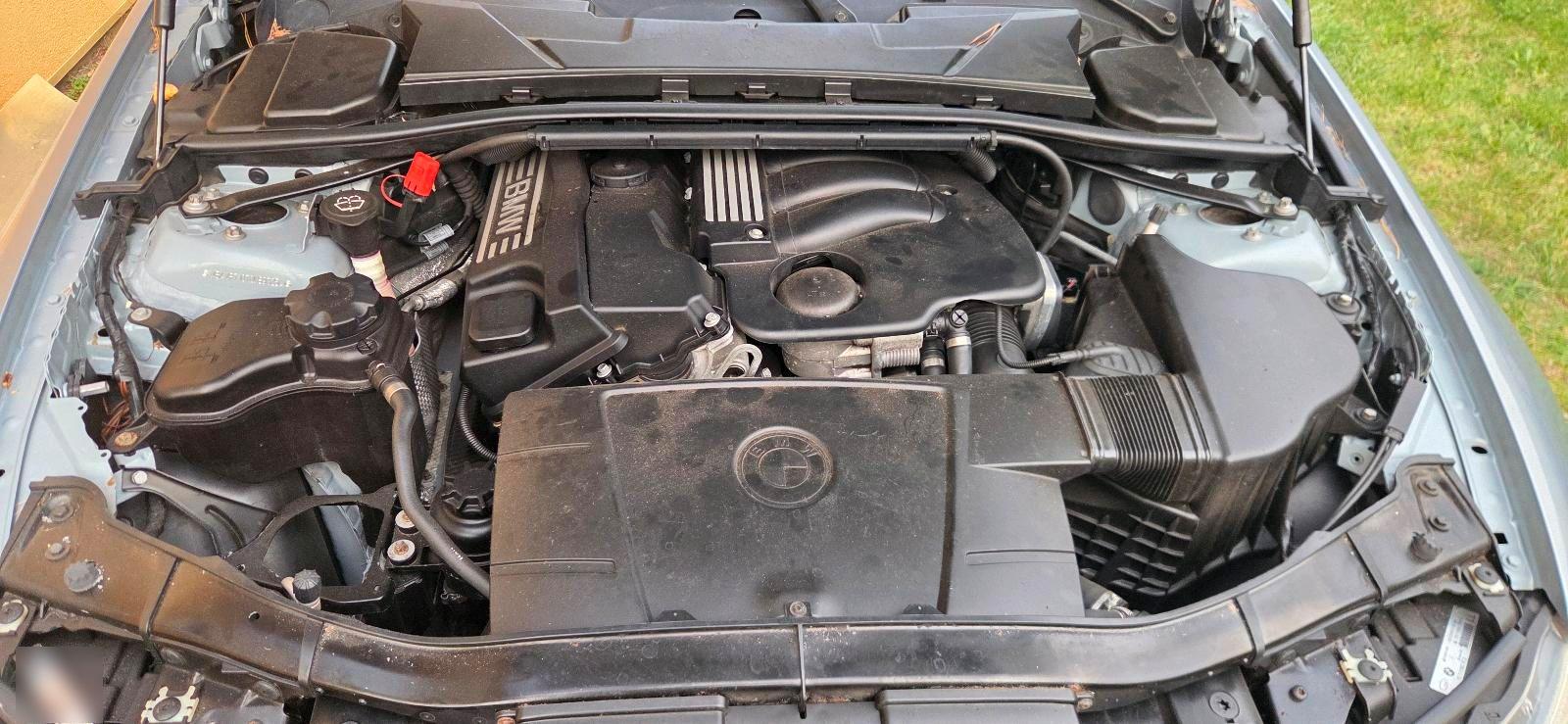 BMW 320 2005 — photo 12