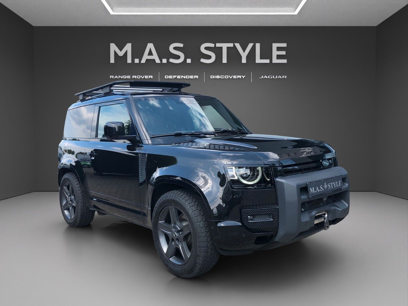 Fahrzeugabbildung Land Rover Defender 90 D250 X-Dynamic SE m. Winde