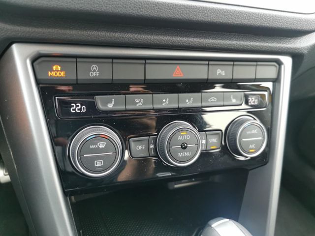 T-Roc Active 1.5 TSI DSG Navi El. Heckklappe PDC