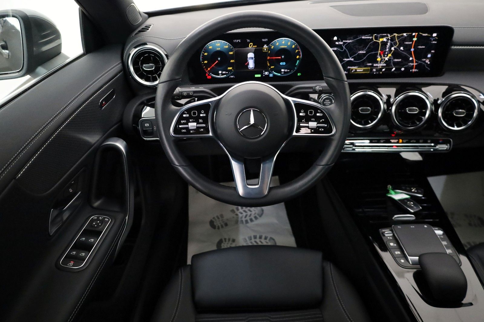 Fahrzeugabbildung Mercedes-Benz CLA 250e SB T.Leder,Navi,LED,Kamera,Park Paket