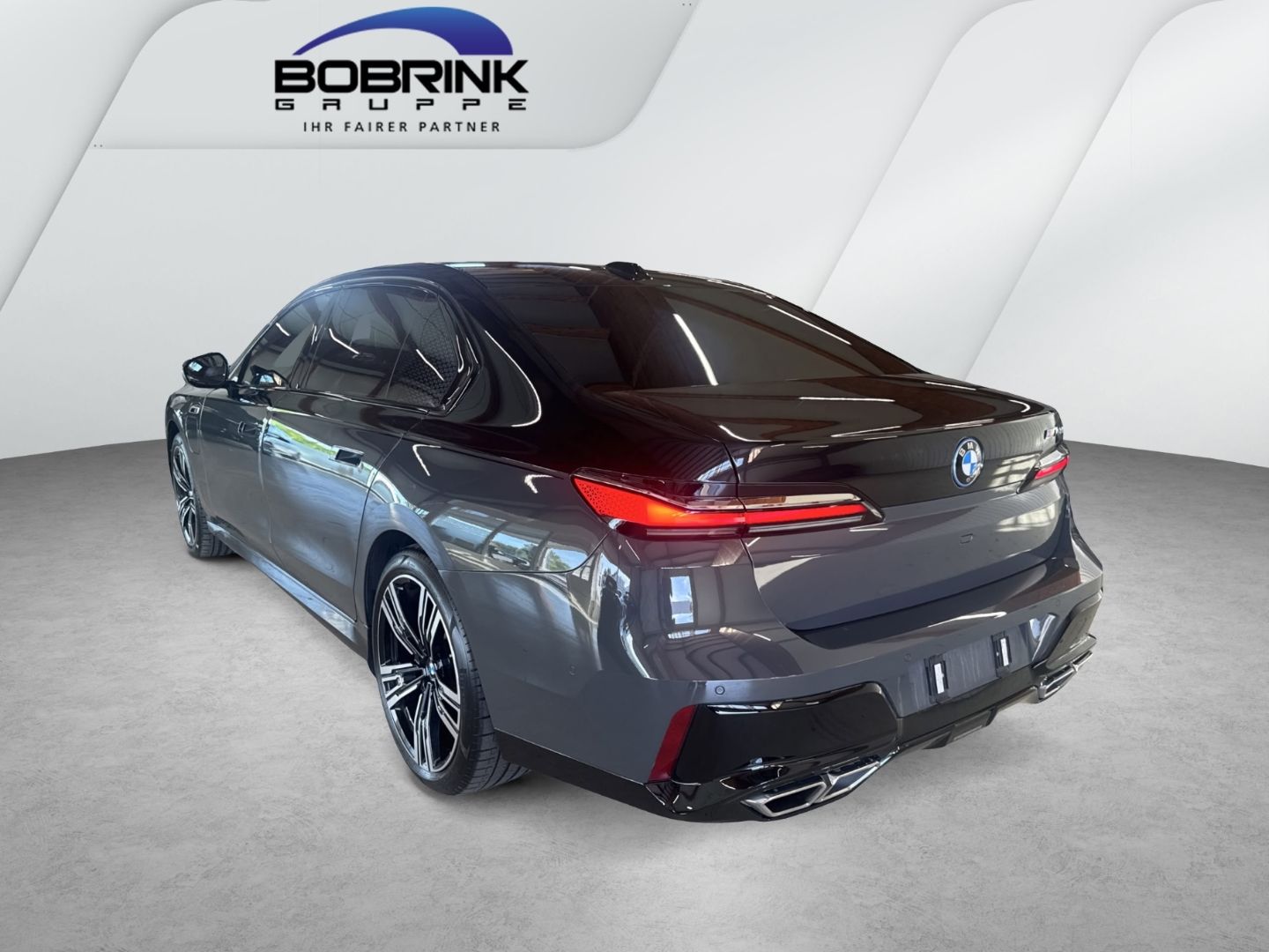 BMW M760 e xDrive Hybrid Pano RFK PDC Surround View foto 5