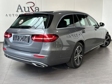 Mercedes E 220 - 5