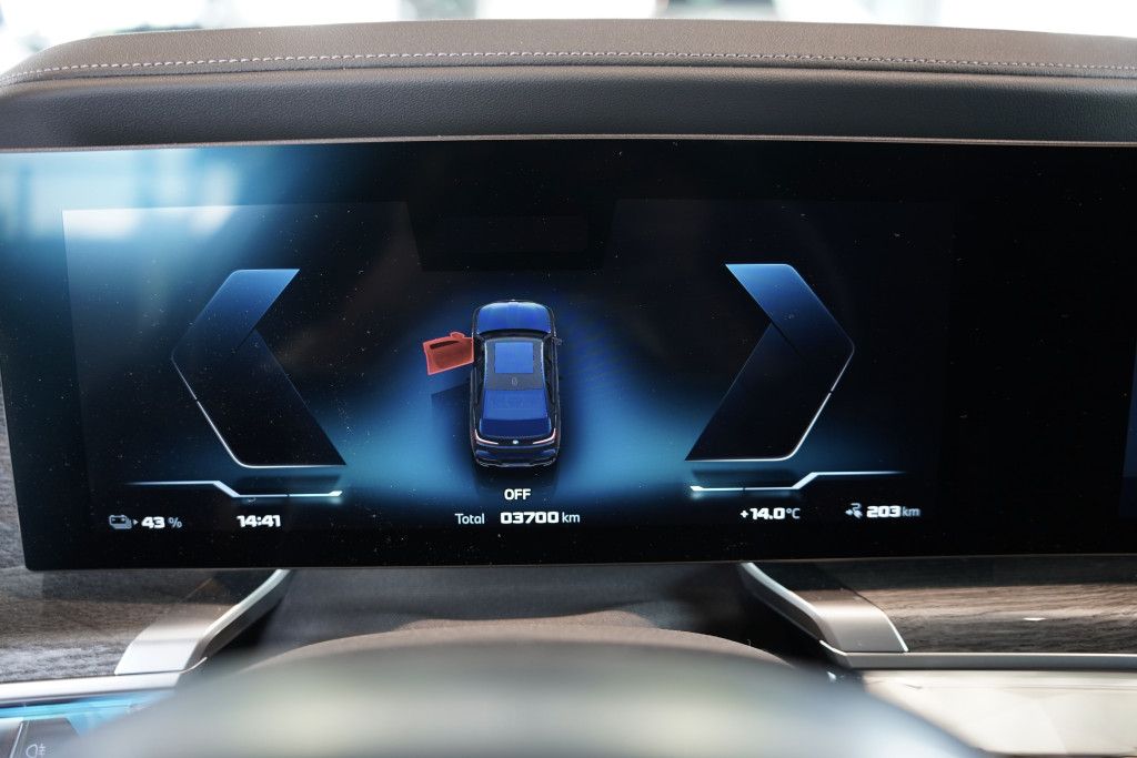 Bmw I7