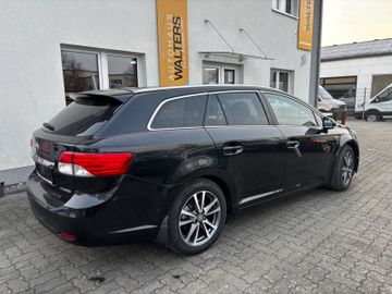Toyota Avensis - 4