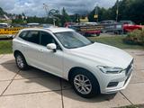 Volvo XC60 Momentum AWD *Top Zustand* - Volvo XC60 mit Diesel-Antrieb: Geländewagen, Awd Momentum