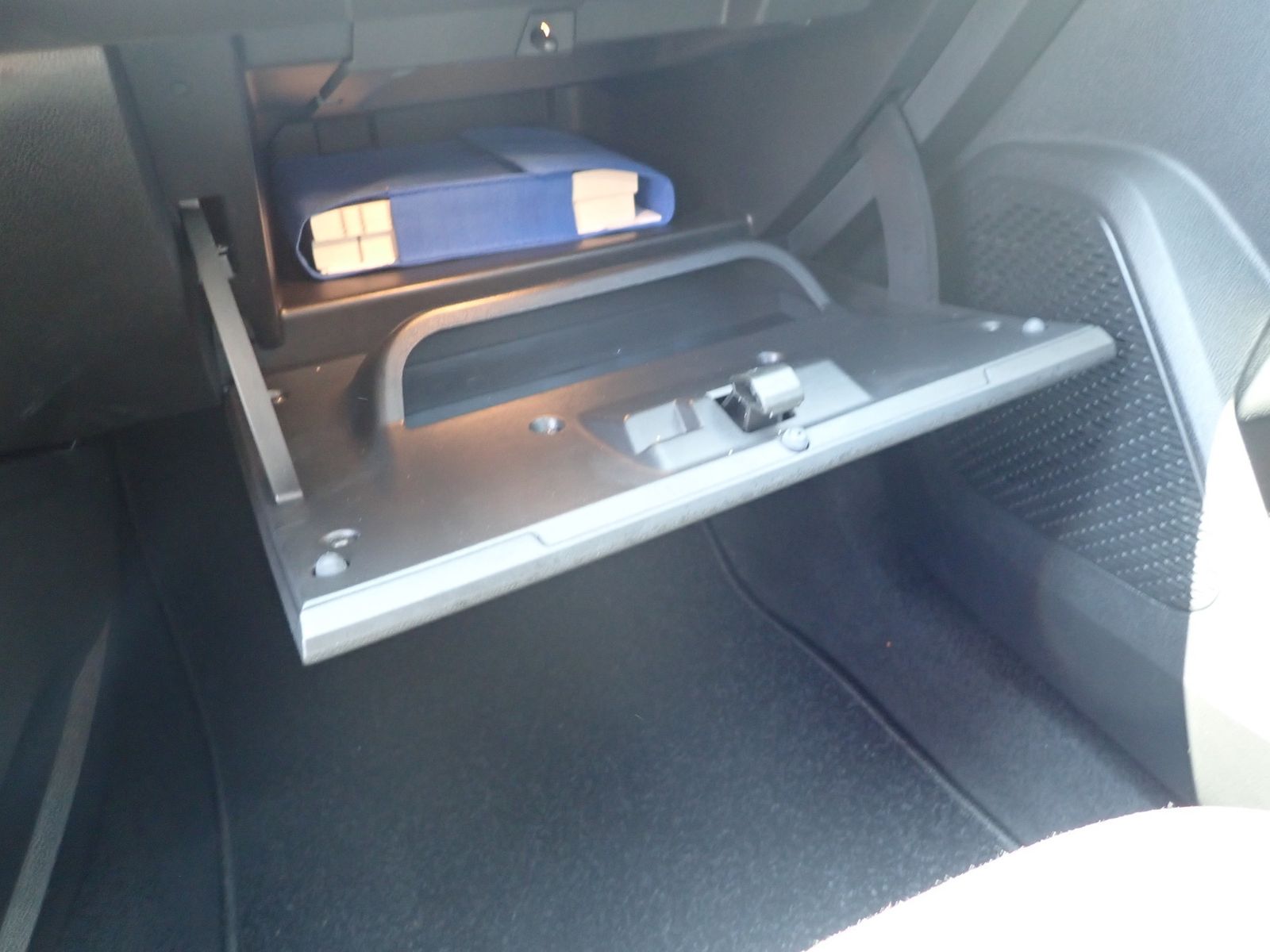 Fahrzeugabbildung Dacia Duster TCe 130 2WD URBAN/SHZ/EPH/NAVI/
