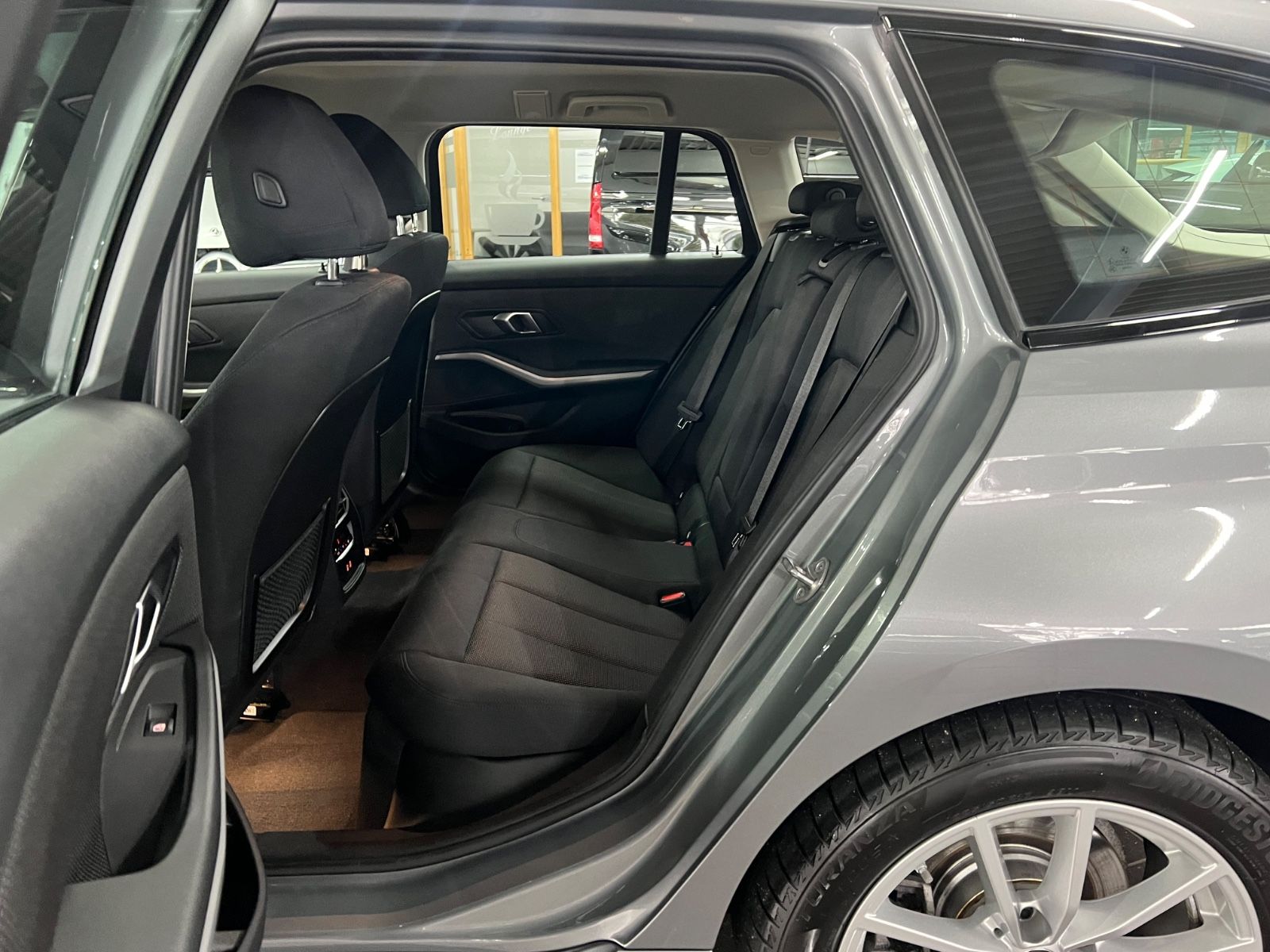 BMW 318 d Touring Curved+Driving Assistant+1 Hand foto 20