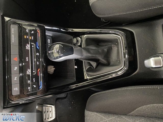 T-Cross 1.0 TSI DSG Move NAVI KLIMA AHK REAR VIE