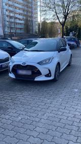 Toyota Yaris GR Sport 1.5 Hybrid Automatik - Toyota Yaris: T Sport