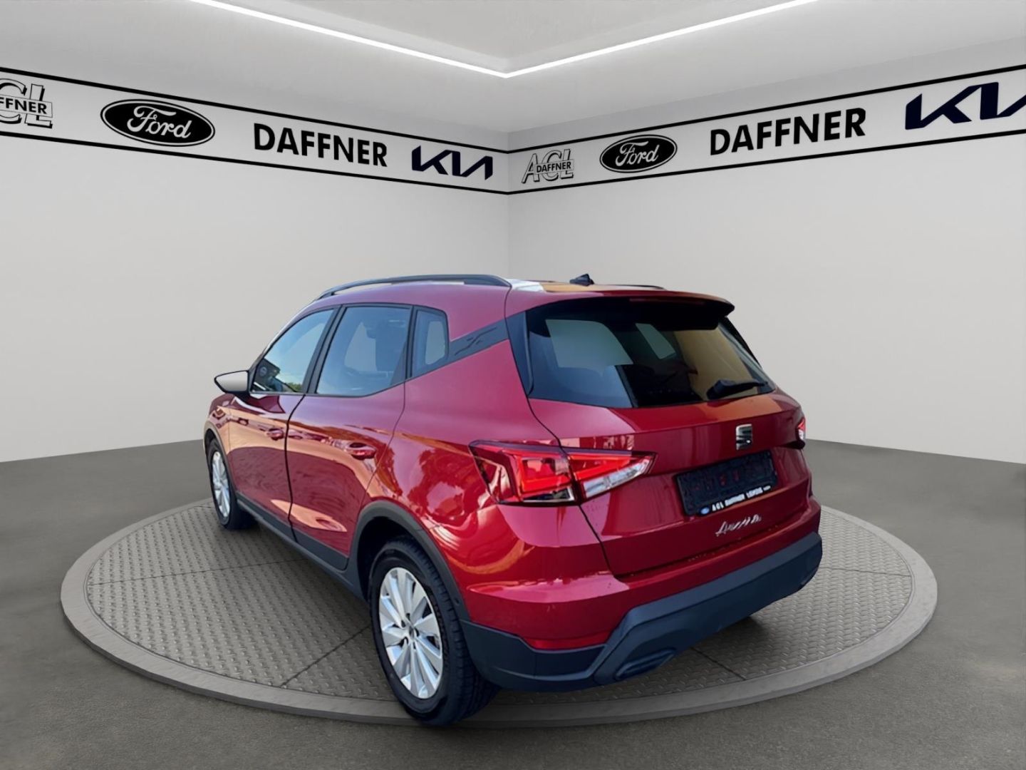 Fahrzeugabbildung SEAT Arona Navi Digitales Cockpit LED Sperrdiff. ACC