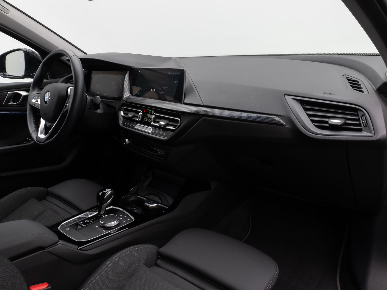 Fahrzeugabbildung BMW 118i SportLine DAB CockPitPr PDC Lenkrhz Komfort