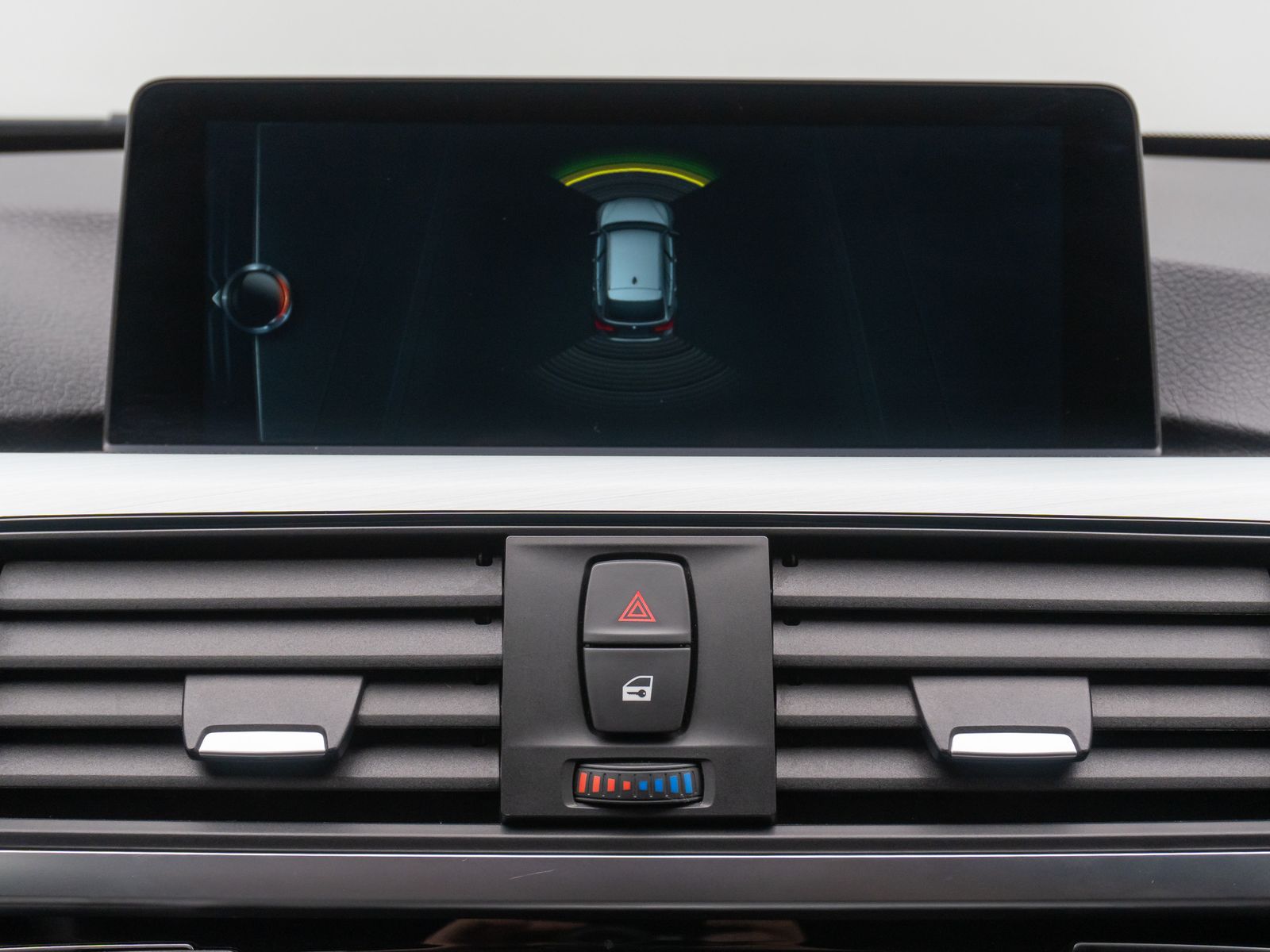 Fahrzeugabbildung BMW 320d M Sport Stop&Go NaviPro LED Komfort 19Zoll