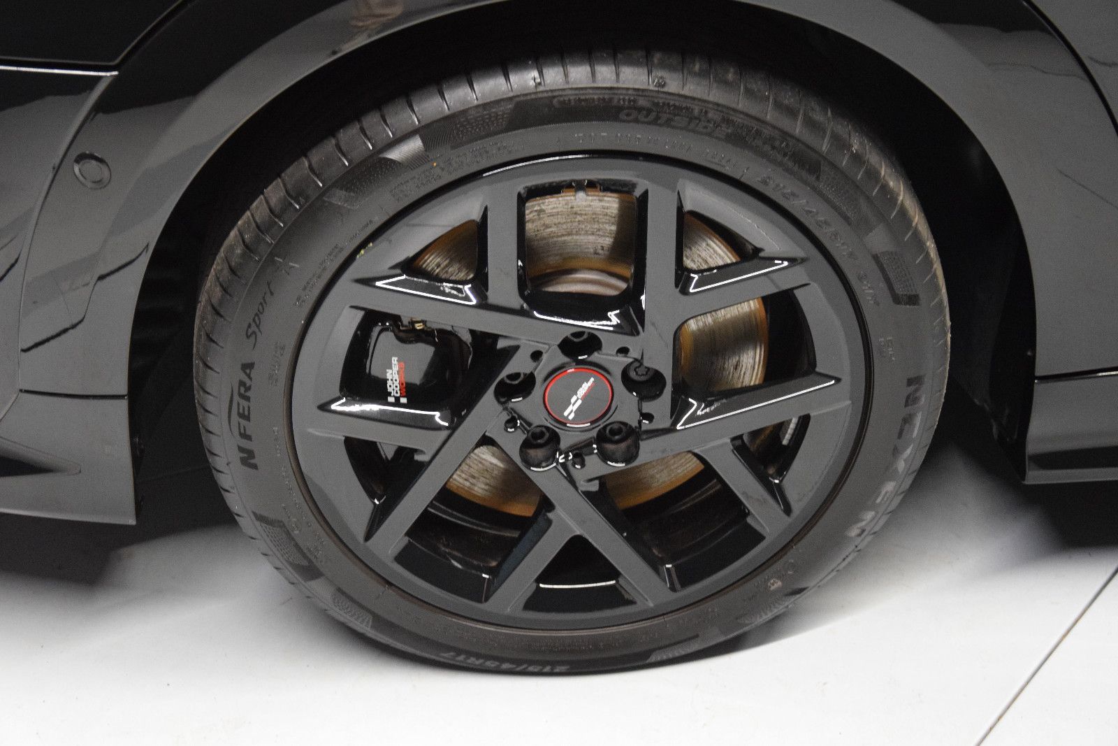 Fahrzeugabbildung MINI Cooper C Pano  ACC DCC 360° Harman Kardon Memory
