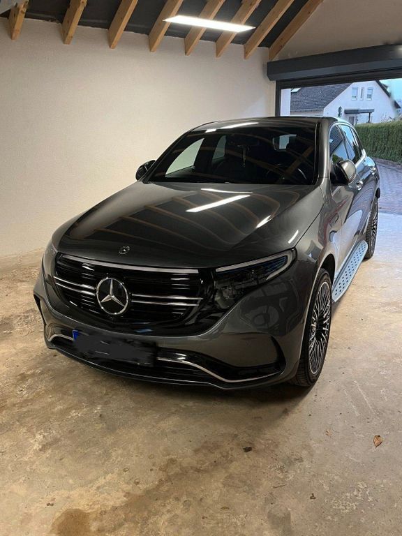 Image of Mercedes-Benz EQC
