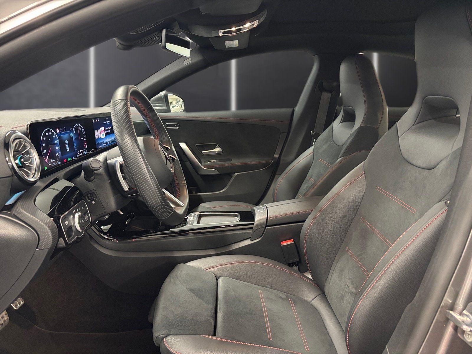 Fahrzeugabbildung Mercedes-Benz CLA 250 e AMG*Pano*Distroni*360°*MultiBeam*11kW*