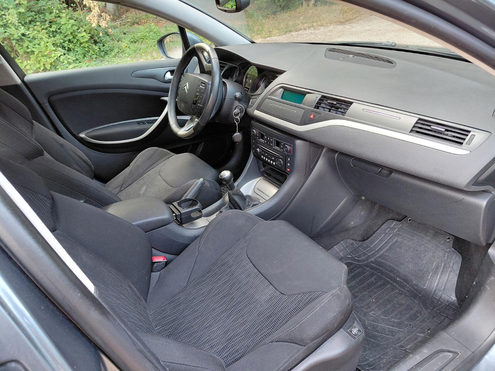 Citroën C5 Tourer HDi 110 TÜV Neu, Zahnriemen Neu.