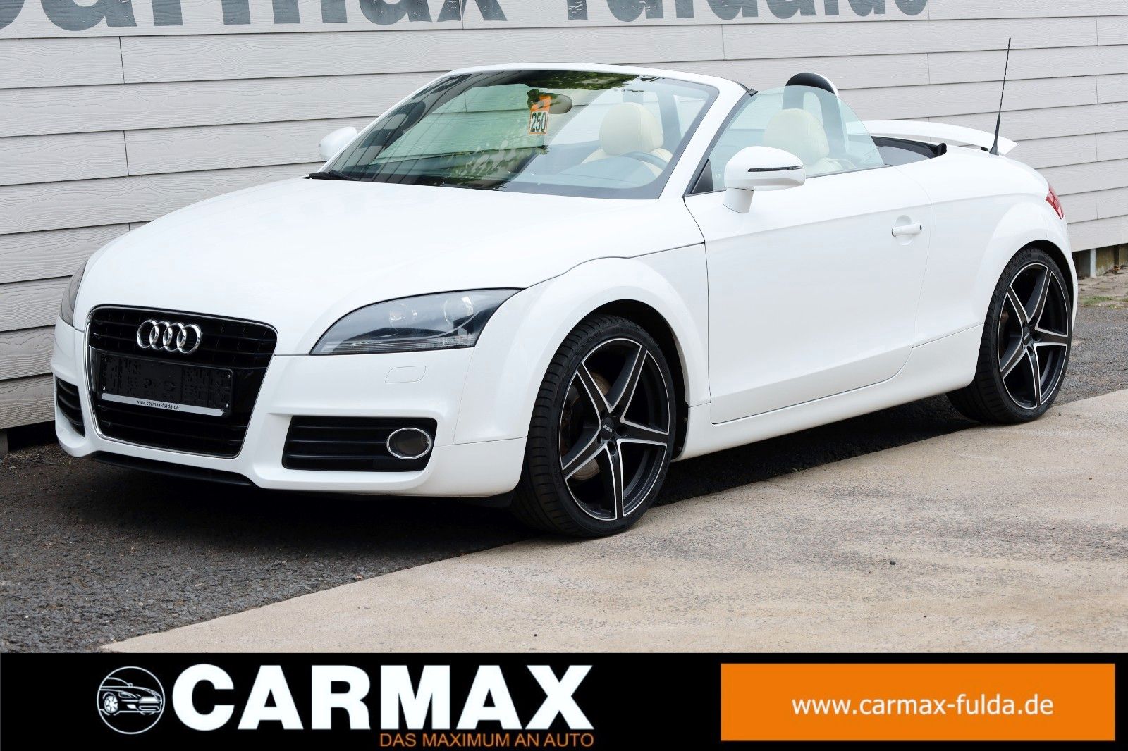 Fahrzeugabbildung Audi TT 2.0 TFSI Roadster Leder,Navi,Xenon,SH,SR+WR