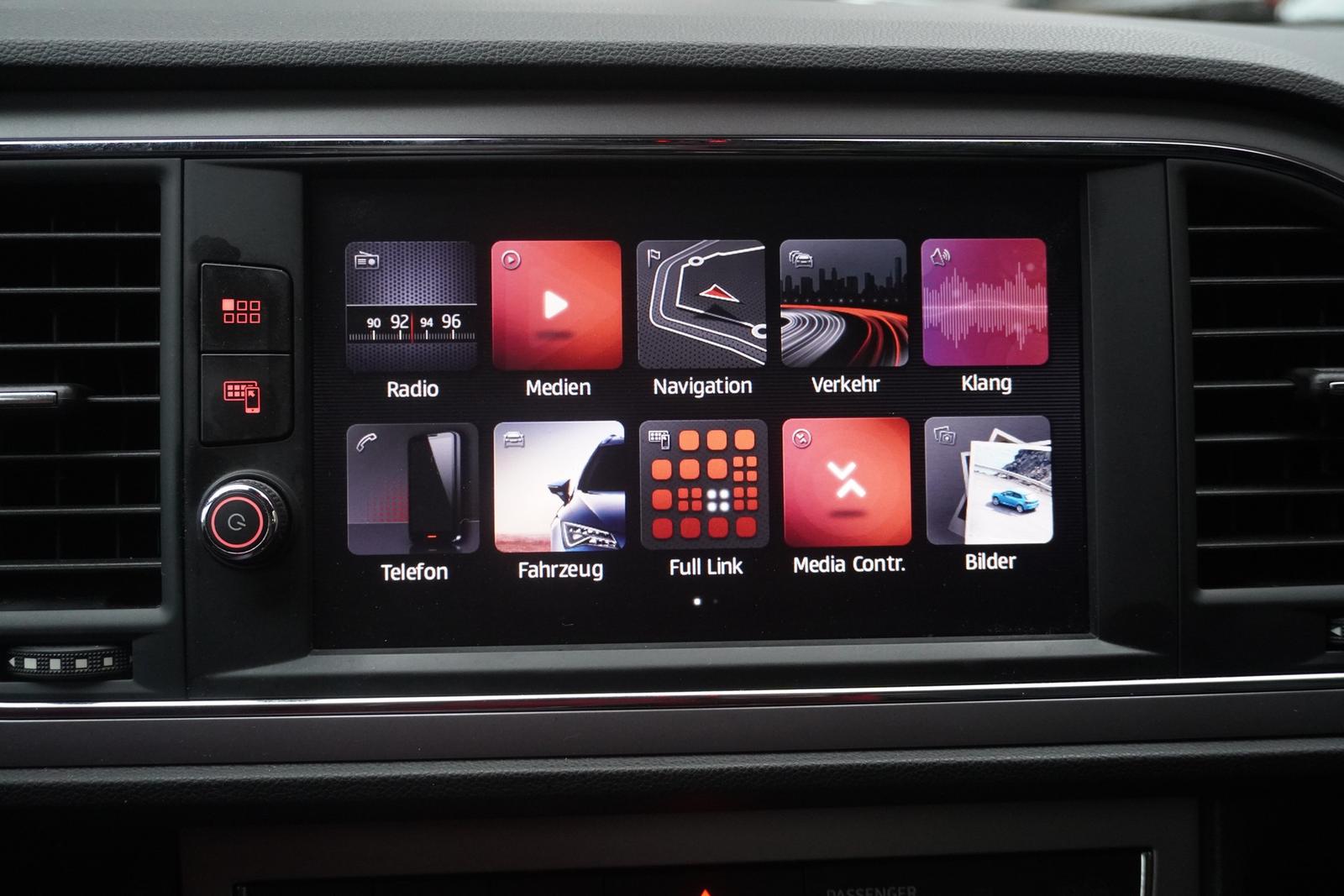 Seat Leon ST 1.5 Xcellence LED Navi Panorama Tempomat