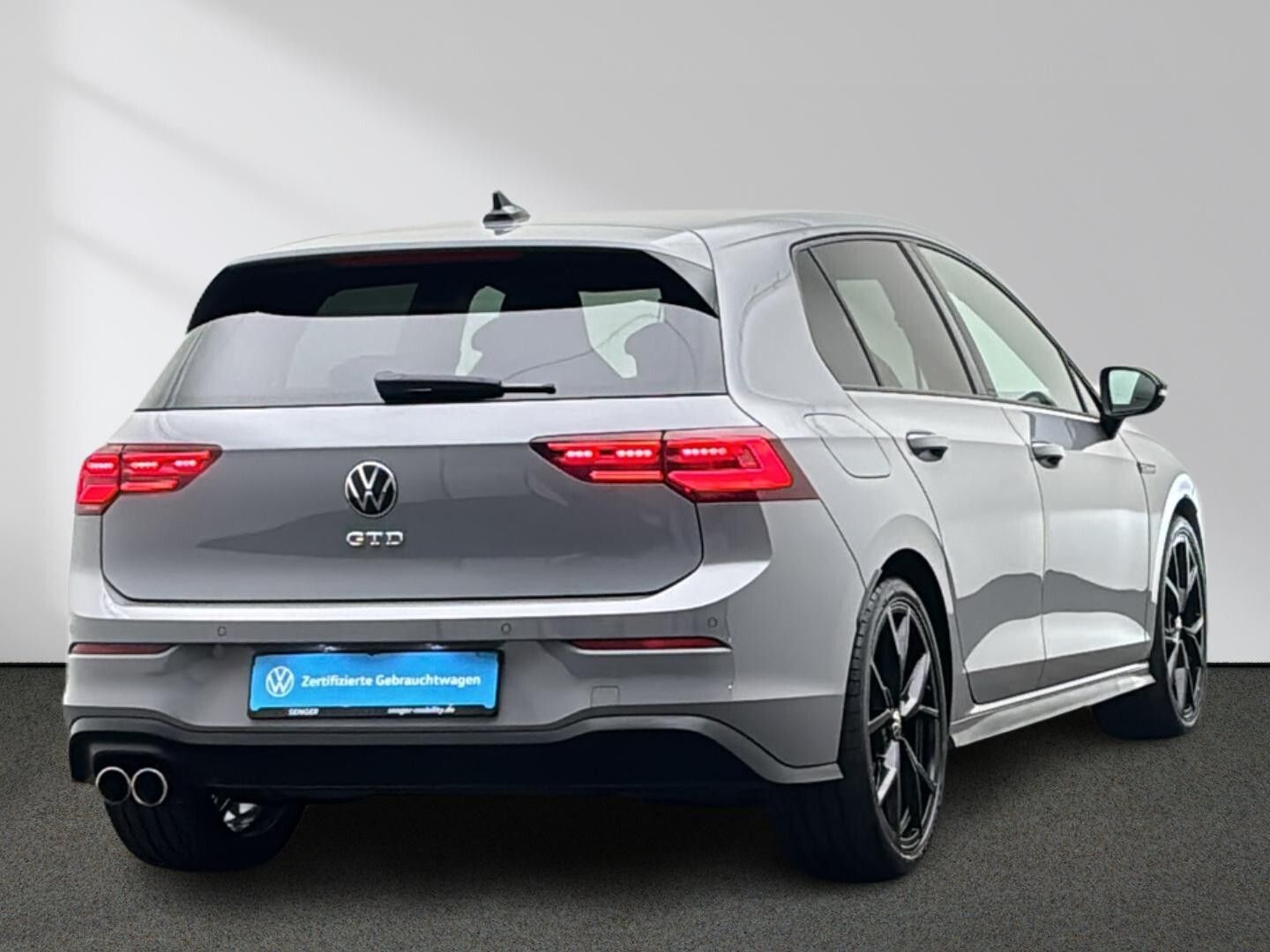 Volkswagen Golf VIII GTD Black Style 2.0 TDI DSG CarPlay Ma imagem 3