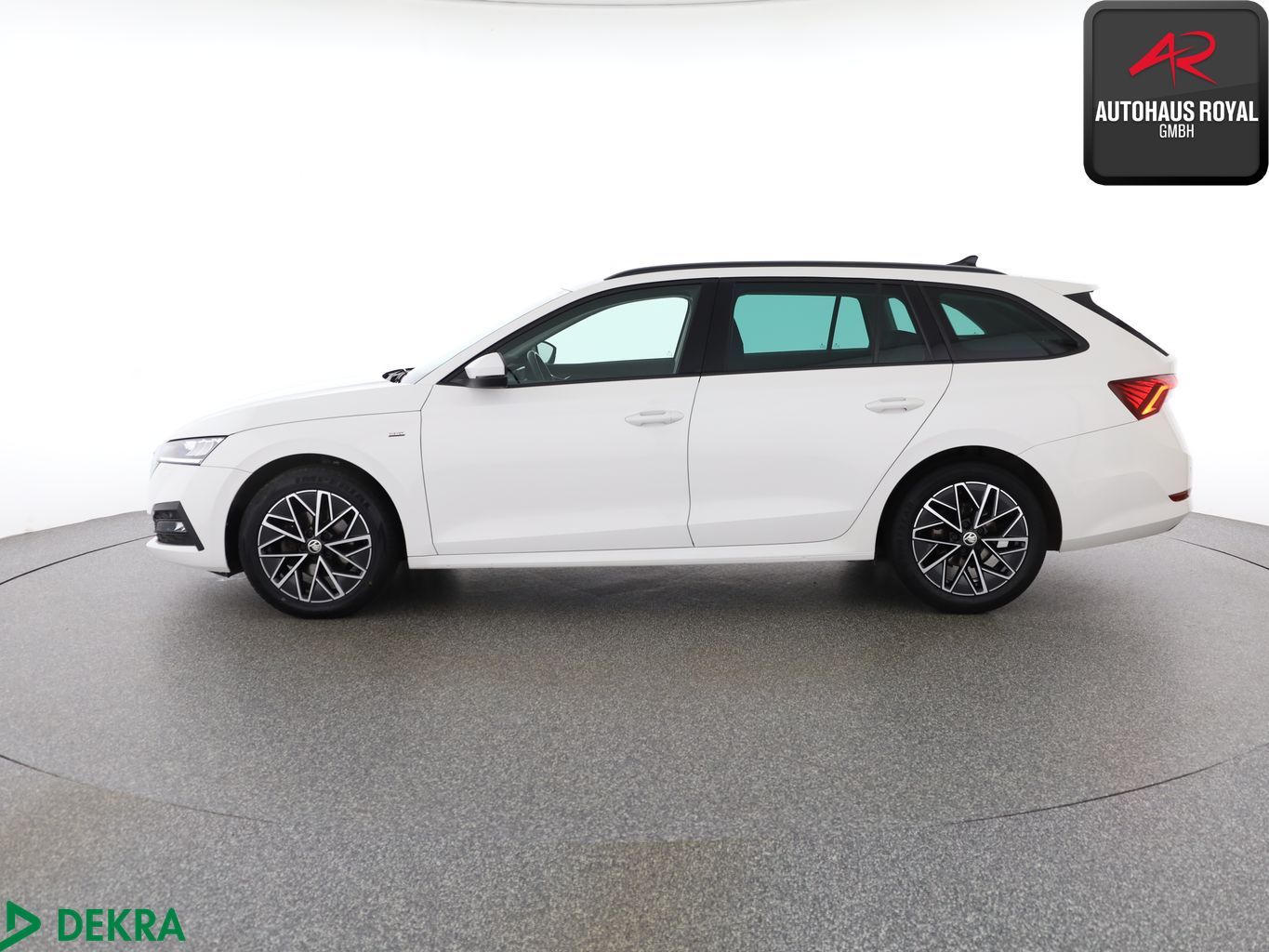 Skoda Octavia Combi 2.0 TDI KAMERA,STANDHZ,MASSAGE,ACC imagem 2