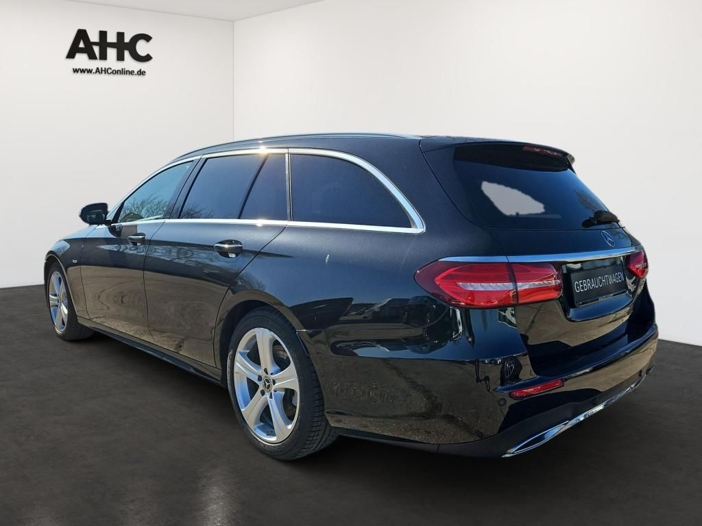 Fahrzeugabbildung Mercedes-Benz E 400 d T 4M AMG AHK ACC Comand Burm. LED 360°