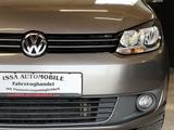 Volkswagen Touran Highline #Alcantara #R-Kamera #Panorama - Volkswagen Touran aus 2011: Highline