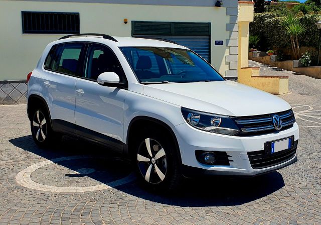 Volkswagen Tiguan 2.0 TDI 110 CV Sport & Style B