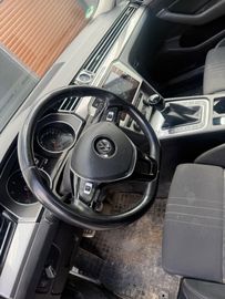 Volkswagen Passat Variant - 4