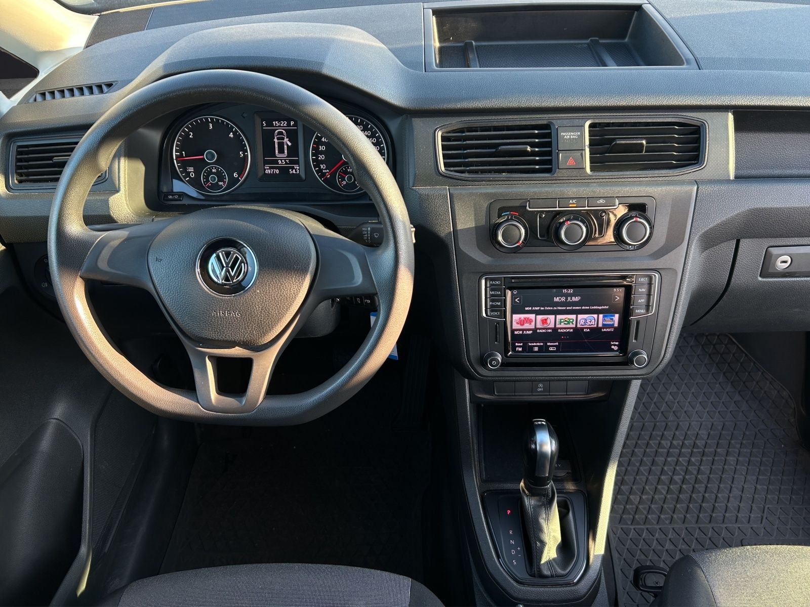 Fahrzeugabbildung Volkswagen Caddy Kasten Maxi TDI DSG AHK RearView Navi Klim