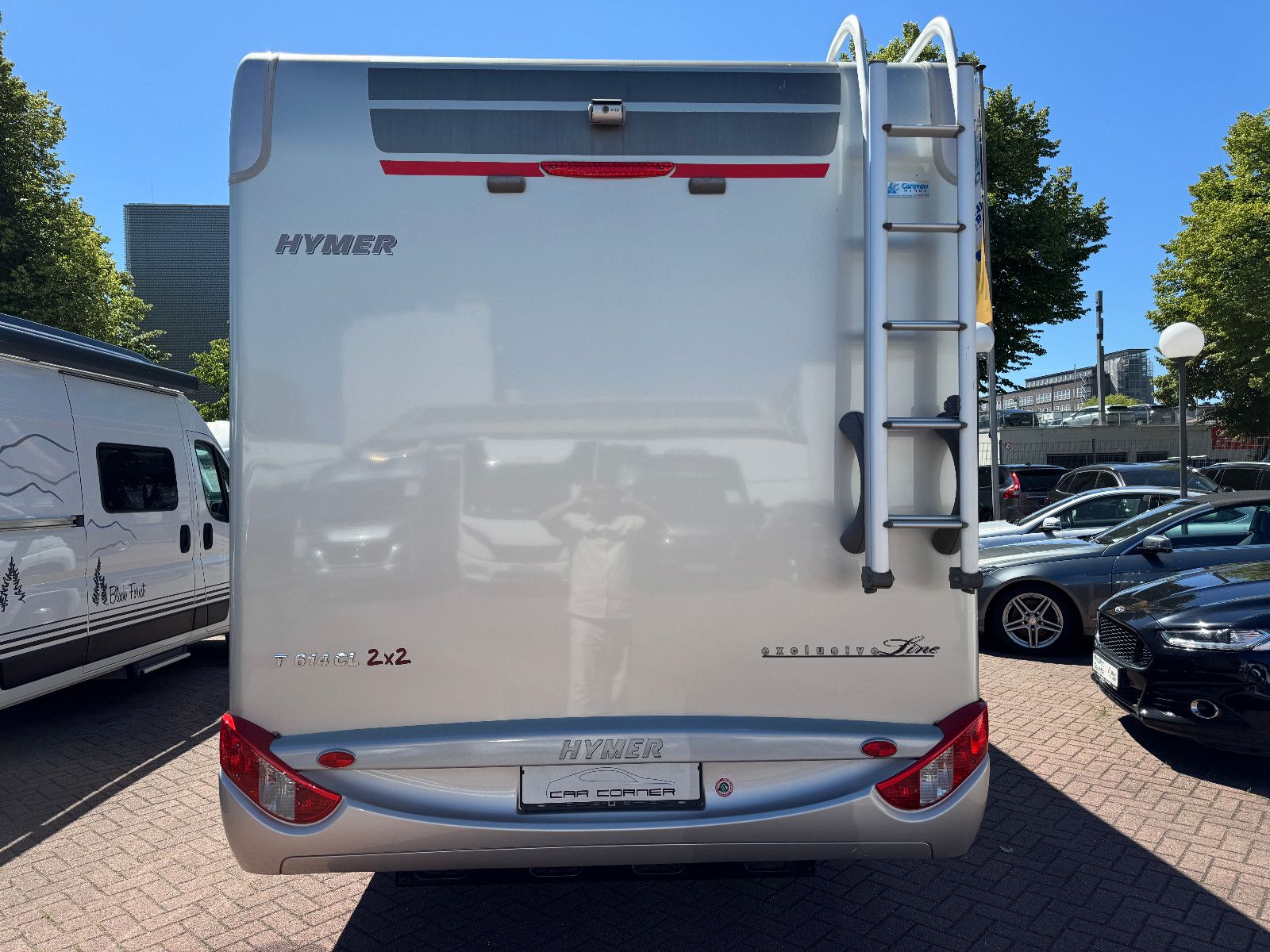 Fahrzeugabbildung HYMER / ERIBA / HYMERCAR T 614 CL 2X2 EXCLUSIVE LINE DUCATO MAXI SOLAR 1H