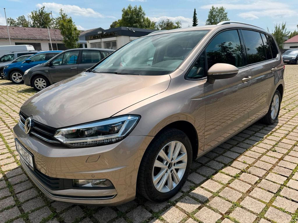 Image of Volkswagen Touran