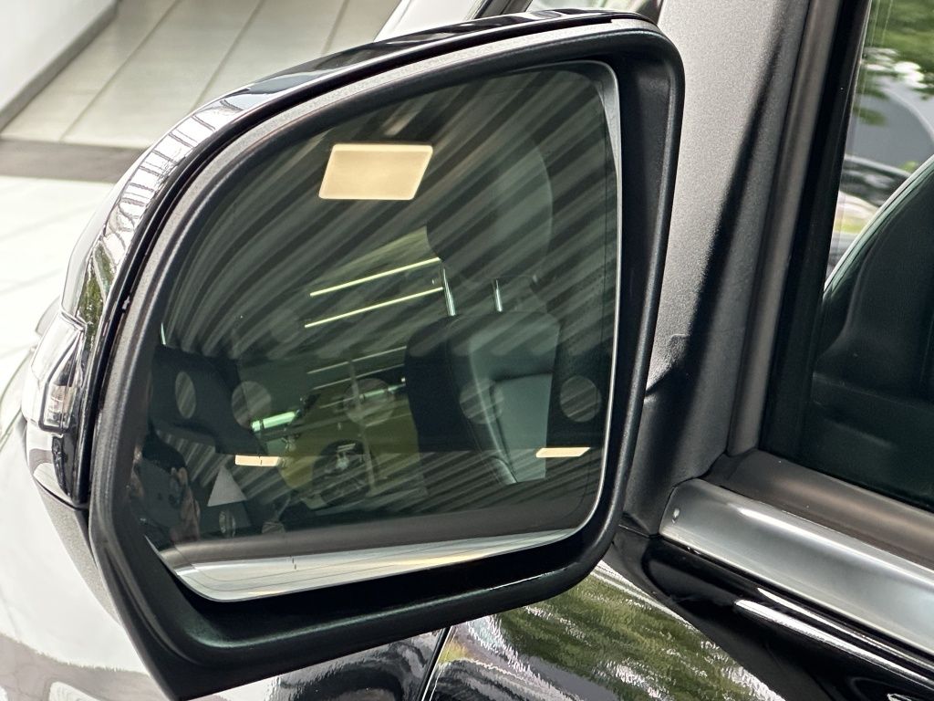 Fahrzeugabbildung Mercedes-Benz V 300 d AVANTGARDE EDITION Lang *AMG*LANG*STANDH