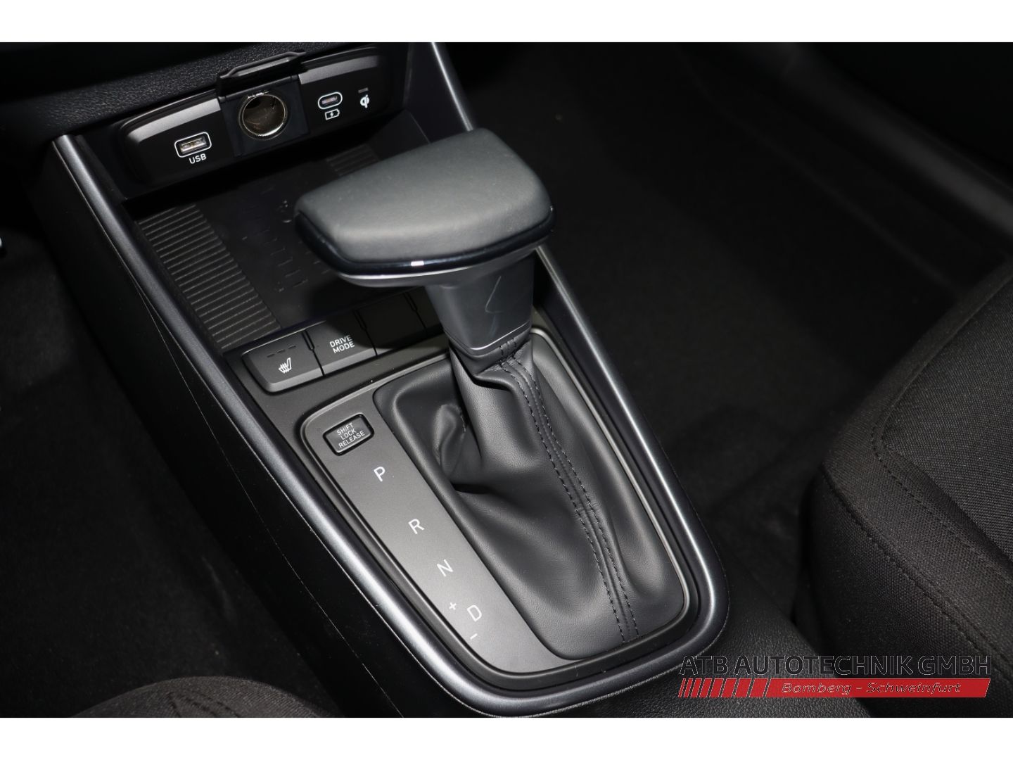 Fahrzeugabbildung Hyundai BAYON MY26 Trend Komfortpaket 1.0 T-GDi 7-DCT Na