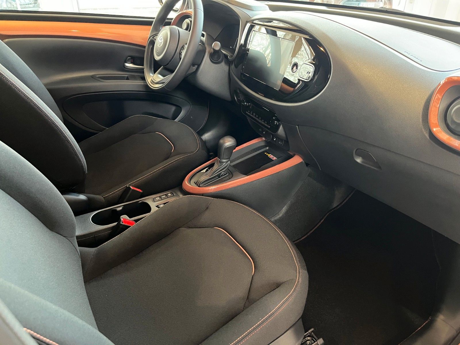 Fahrzeugabbildung Toyota Aygo (X) Teamplayer / Technik-Paket