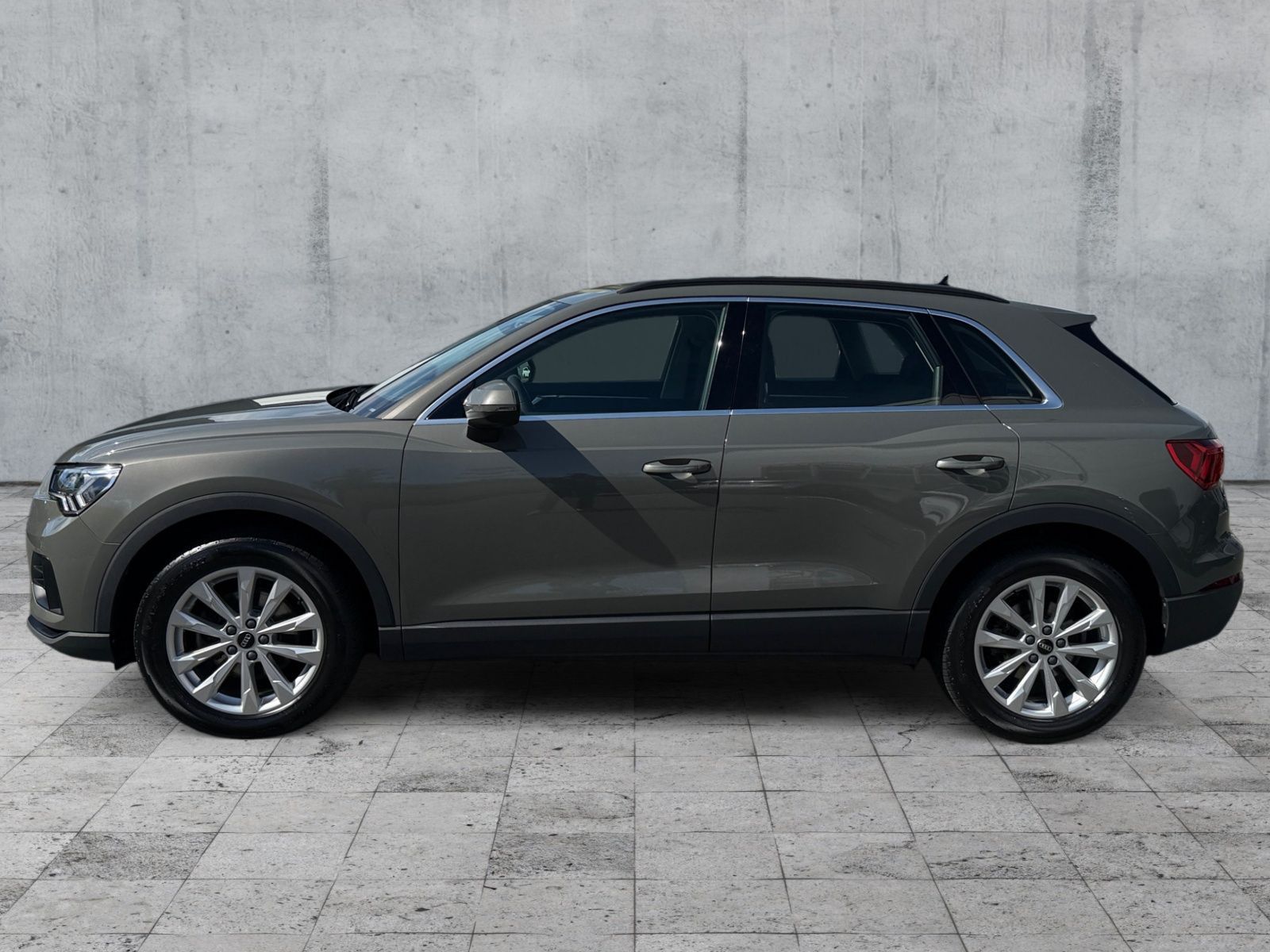 Audi Q3 35 TFSI S-TR LED NAVI RFK GRA SHZ 18 LM foto 4