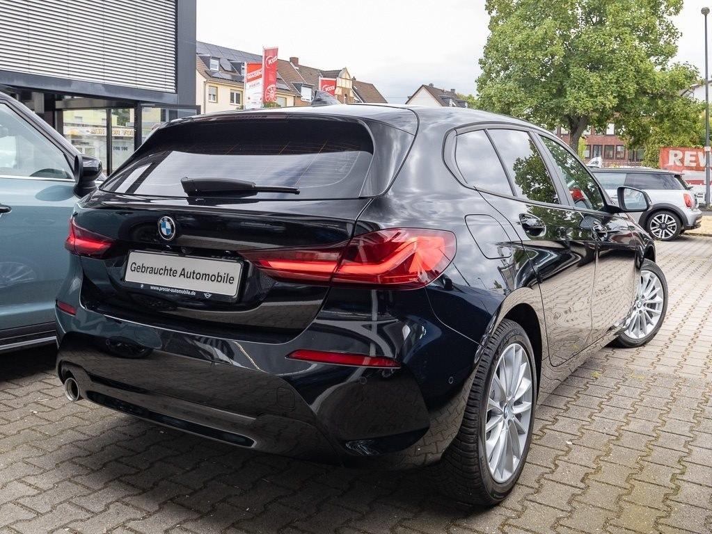 BMW 118i RFK NAVI LED Sound Syst. PDC V+H DAB Klima