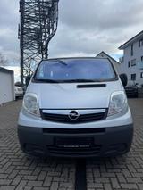Opel Vivaro 2.0 CDTI Van Bus Lang 9 Sitze 2.8T Gesamt - Opel Vivaro aus 2009