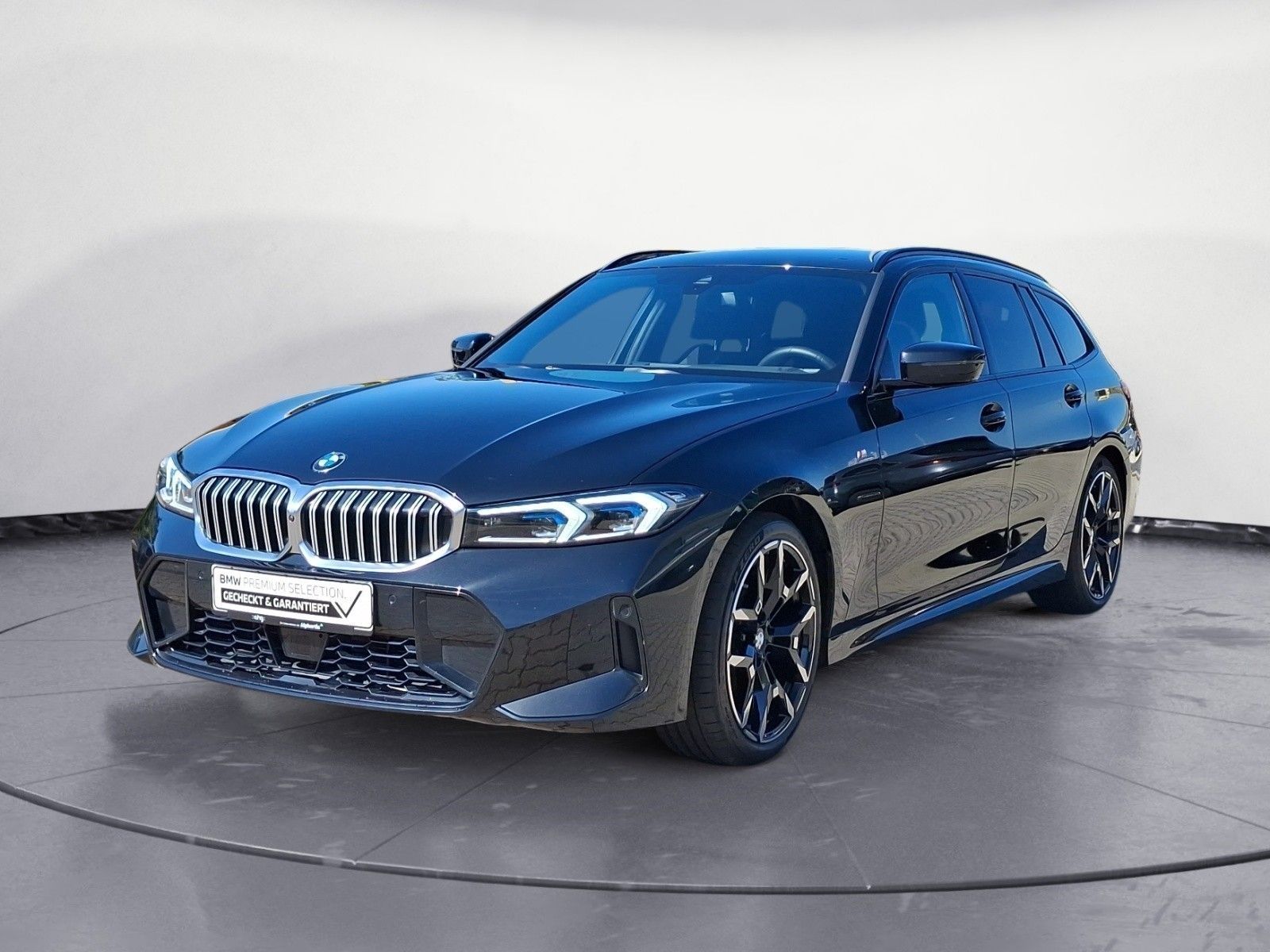 BMW 320i Touring Auto M Sport AHK 19' foto 2