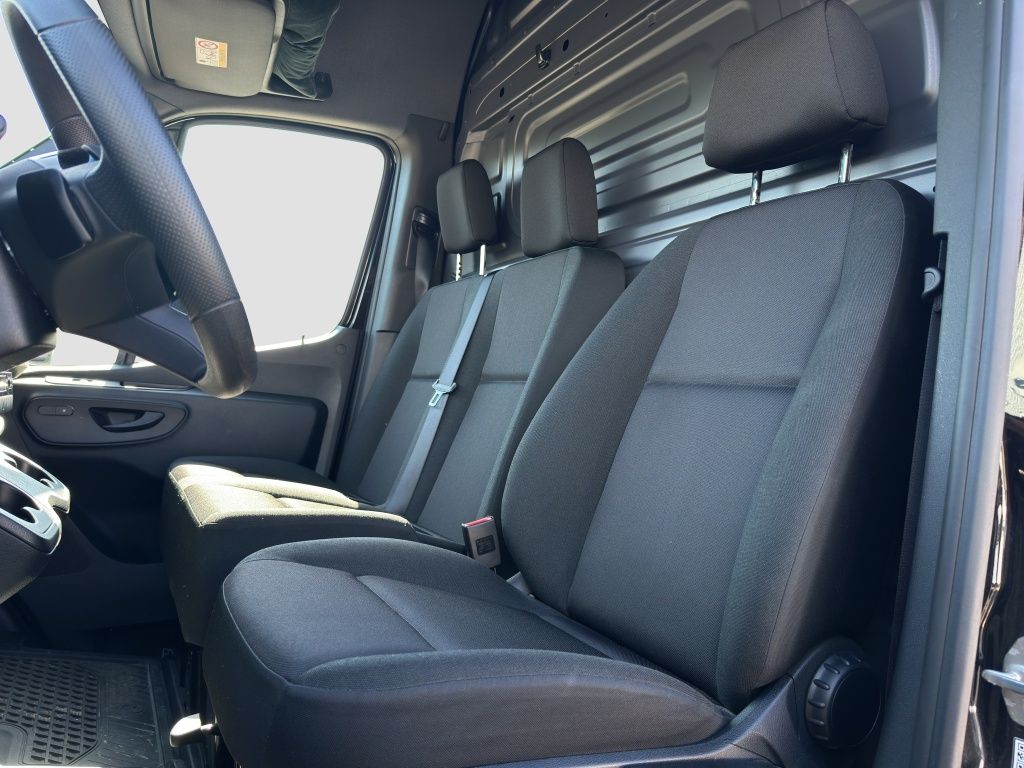 Fahrzeugabbildung Mercedes-Benz Sprinter 315 CDI Kasten BASE Hochdach Standard