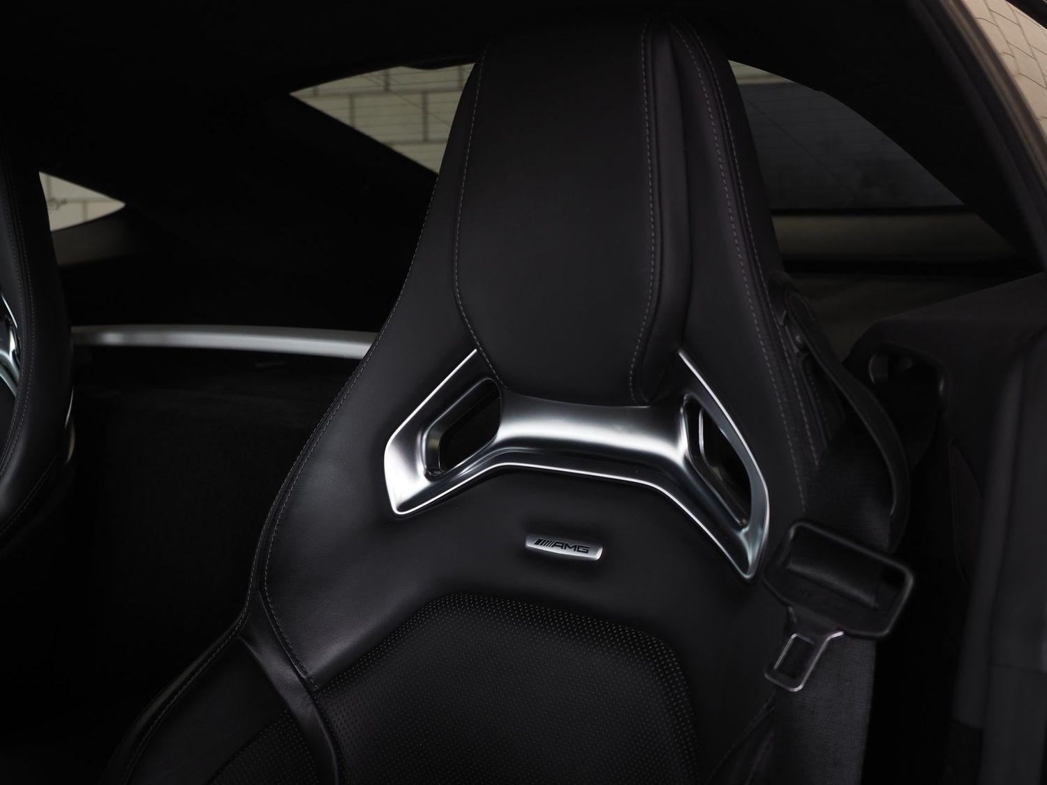 Mercedes-Benz AMG GT C Coupe CARBON // BURMESTER // GLASS ROOF