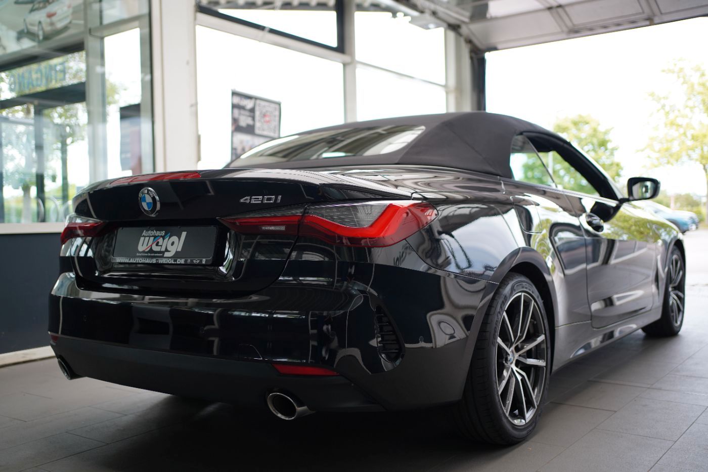 Fahrzeugabbildung BMW 420i Cabrio Open-Air Paket+DrivingAssist+Laserli