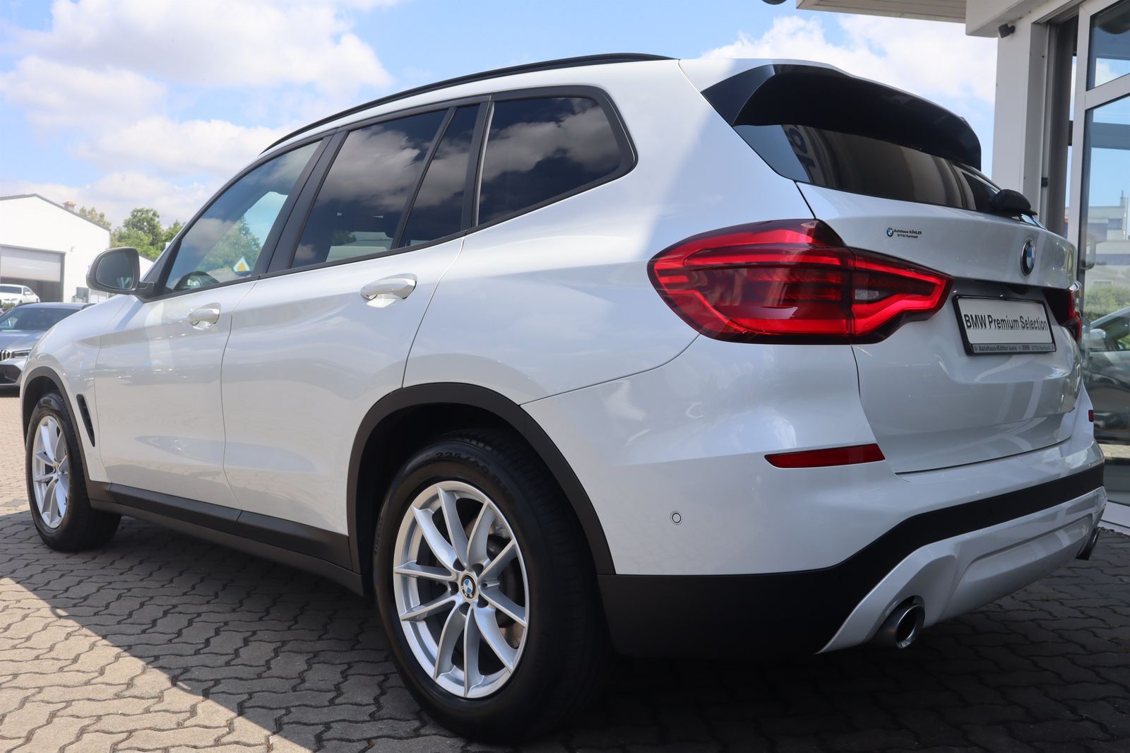 BMW X3 xDrive20d Advantage LED/Parkass/AHK/Shz foto 3