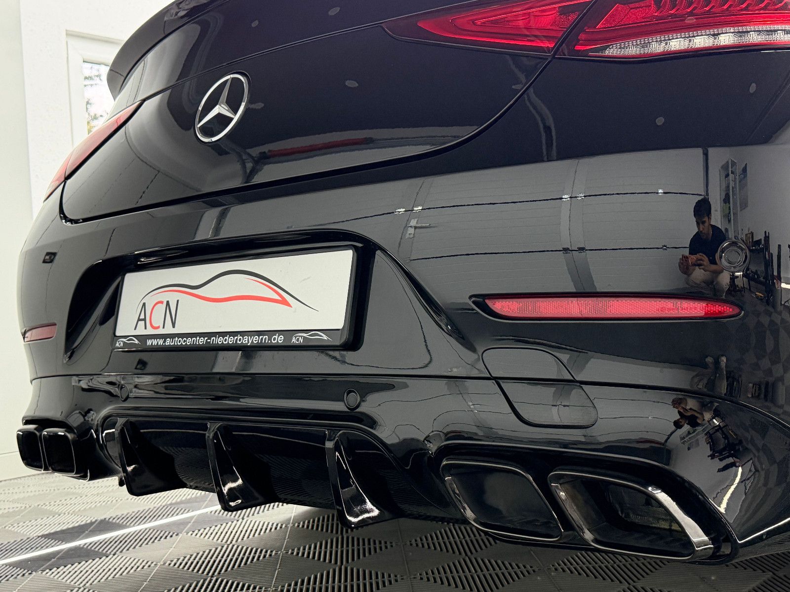 Fahrzeugabbildung Mercedes-Benz CLS 350 d 4Matic AMG-LINE/HuD/eGSD/DISTR+/STHZ
