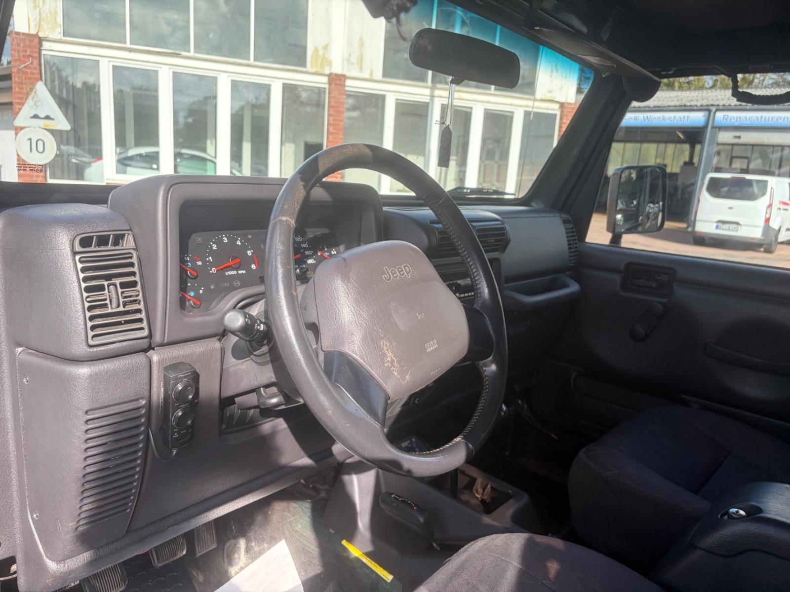 JEEP WRANGLER V6 4.0 SAHARA 177CH - BVM - CT RECENT - 145.211 KMS